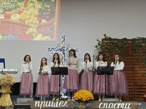 Подростковый клуб "WHY NOT" Макаровская Христианская Церковь
